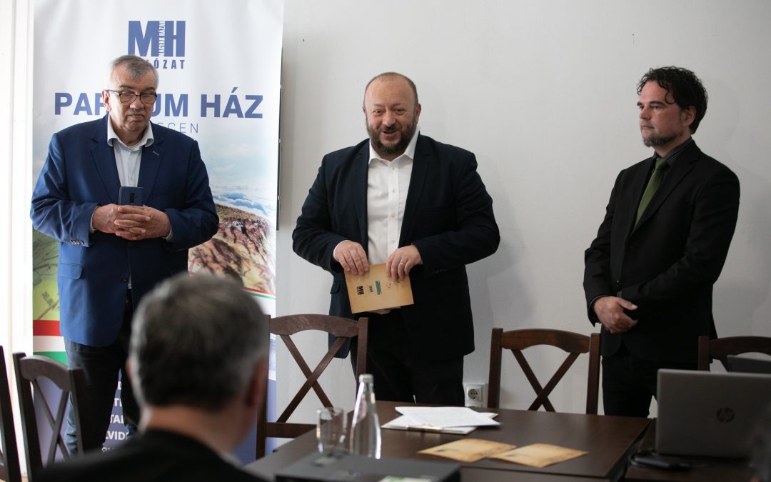 Debrecen és az Érmelléki borvidék kapcsolatáról, történelmi jelentőségéről tartottunk konferenciát